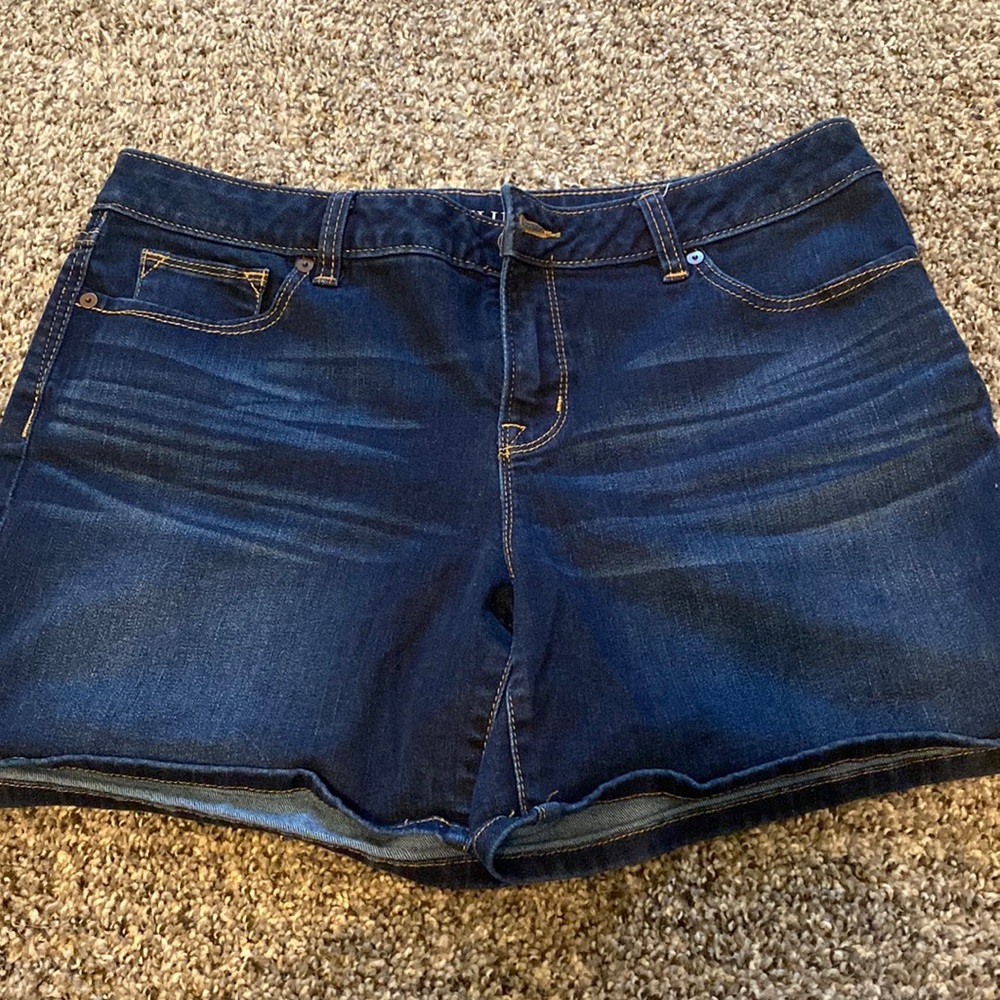 Jean shorts size 30/10